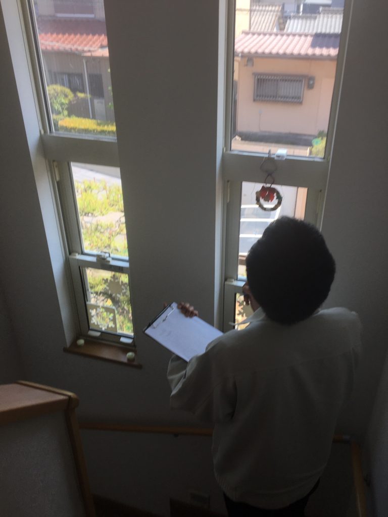 愛知県大府市にて、防犯対策として窓ガラス変更に伴う事前調査を致しました。