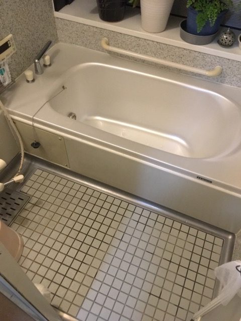 愛知県大府市の戸建住宅にて、浴室リフォームを行いました。LIXIL　スパージュ【窓香房】