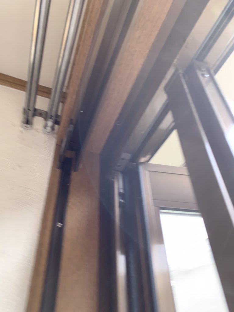 愛知県大府市の戸建住宅にて、網戸取付工事を行いました。LIXILしまえるんですα【窓香房】
