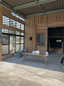 窓香房事務所でも次亜塩素酸配布を行いました。