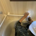 愛知県豊明市の戸建住宅にて、バスルーム取替工事に伴う浴室手摺り取付工事を行いました。【窓香房】