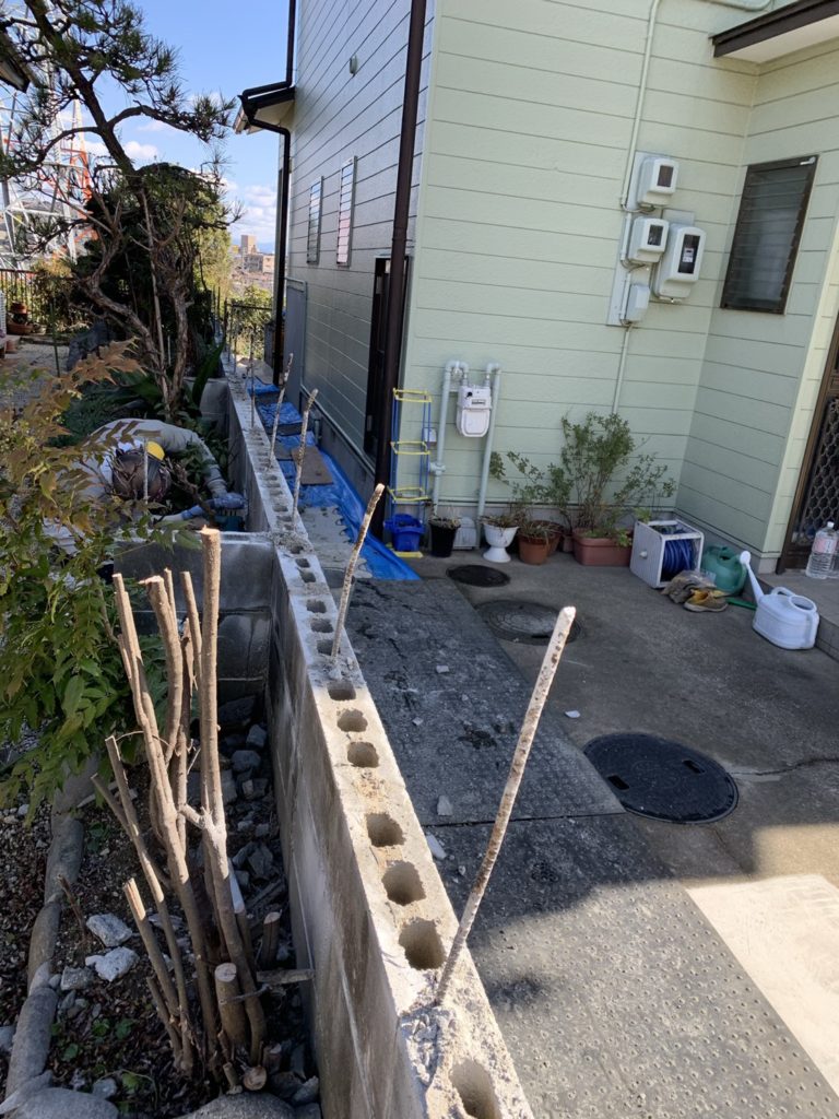 愛知県豊明市にてエクステリア フェンス工事を行いました。（リクシルフェンスAB目隠し採風型）【窓香房】