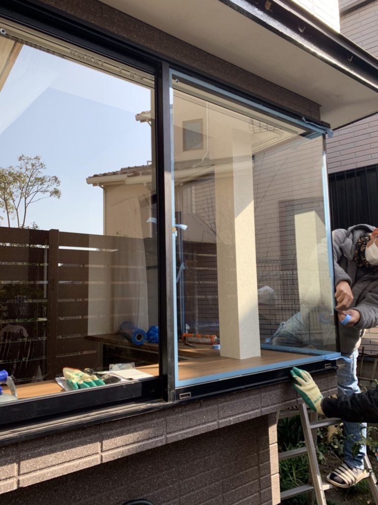 愛知県名古屋市名東区のにて、出窓のガラス取替工事を行いました。（日本板硝子　クリアフィット）【窓香房】