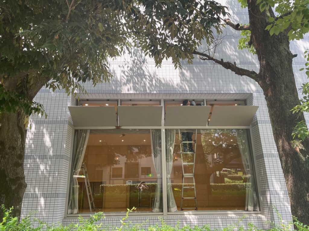 愛知県大府市の施設にて、窓のメンテナンスを行いました。【窓香房】
