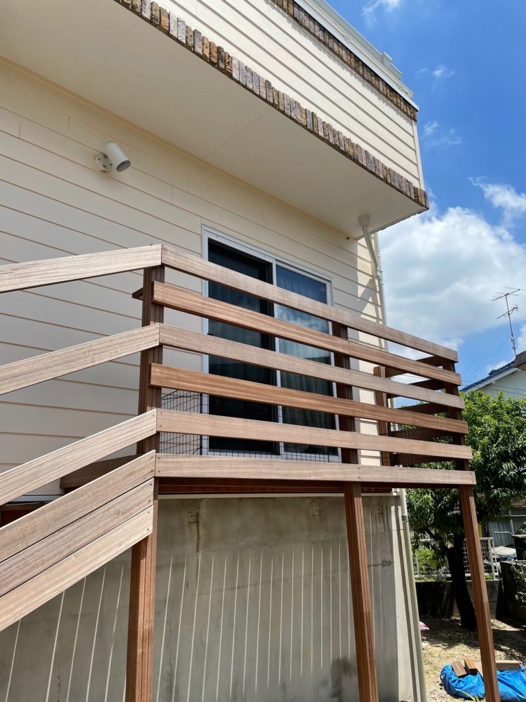 愛知県大府市の戸建住宅にて、台風対策としてシャッター取付工事を行いました。（LIXILリフォームシャッター）【窓香房】