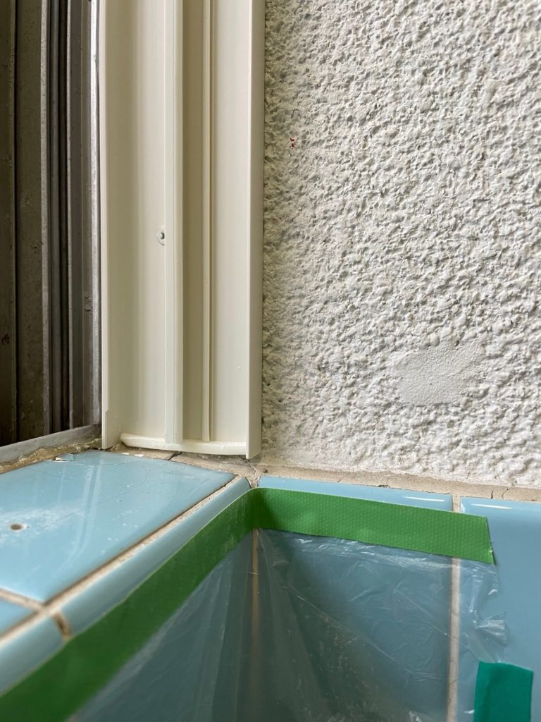 愛知県名古屋市名東区の戸建住宅にて、浴室二重窓工事を行いました。（LIXIL 浴室用インプラス）【窓香房】