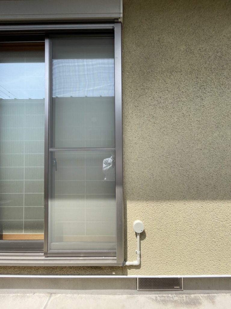 愛知県東海市の戸建住宅にて、シャッター電動化工事を行いました。【窓香房】