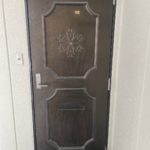 愛知県大府市のマンションにて、玄関ドア取替工事を行いました。【窓香房】