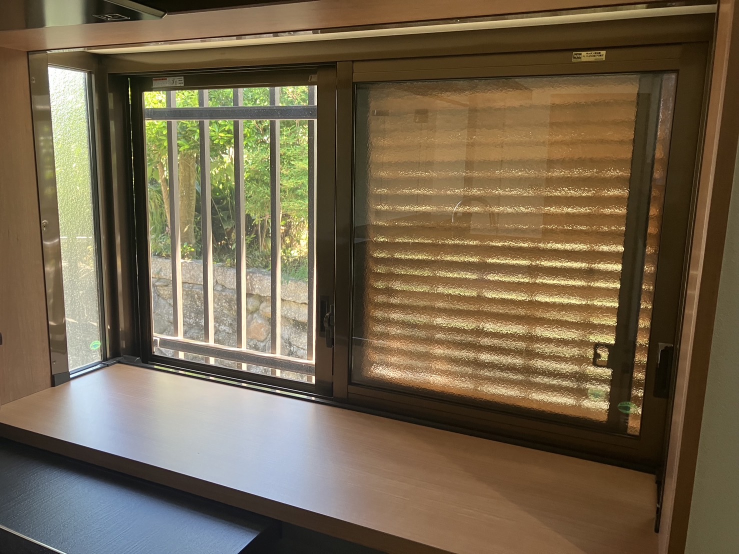 愛知県豊田市にて、窓リノベ補助金を利用して内窓インプラス工事を行いました。（LIXIL インプラス　ダストバリヤ　引違）【窓香房】