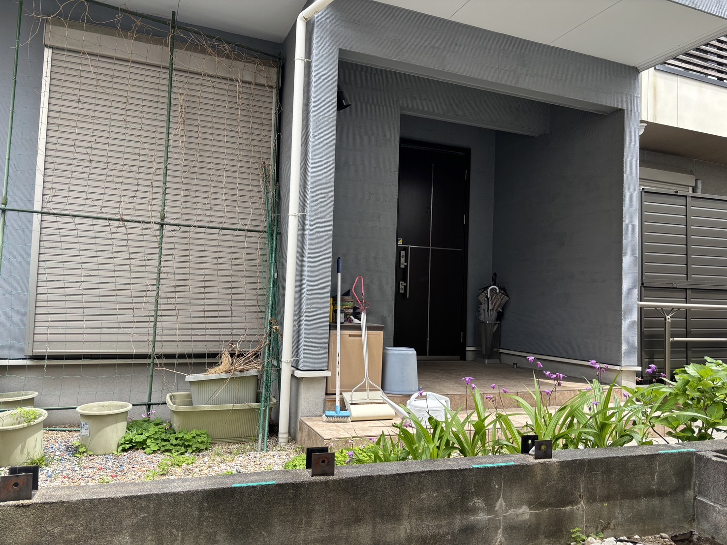 名古屋市名東区の戸建住宅にて、フェンス設置を行いました。（木製ラチスフェンス）【窓香房】