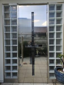 愛知県名古屋市にて、エクステリア工事、玄関ドア取替工事を行いました。（ステンレス製ドア　フルオーダー）