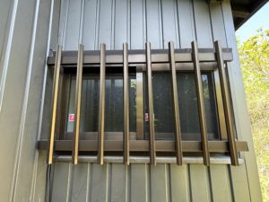 名古屋市緑区にて、窓とドアの防犯対策工事を行いました。【窓香房】