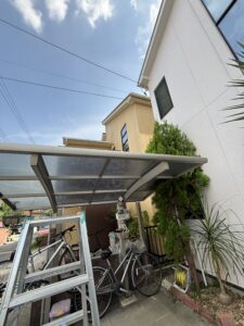 愛知県日進市にて、雹対策、カーポート改修工事を行いました。（日除け　雹除け　オリジナル）【窓香房】