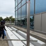 愛知県大府市にて、目隠しフェンス取付工事を行いました。（四国化成　ルーバータイプ　EAF8型）【窓香房】
