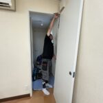 愛知県東海市の事務所にて、水廻り防音工事として造作建具取付工事を行いました。（:室内造作建具）【窓香房】