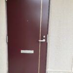 愛知県豊田市のマンションにて、ドア本体の取替工事を行いました。(LIXIL改装用マンションドアRSⅡ HM02タイプ)【窓香房】